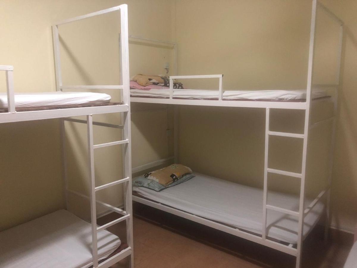 Vernice Backpacker Hostel Vientiane Bagian luar foto