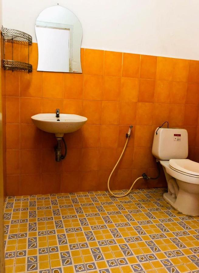 Vernice Backpacker Hostel Vientiane Bagian luar foto